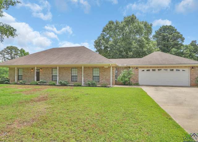 Property at 324 Lansing Ln, Longview, TX 75605, 3 beds, 2 baths