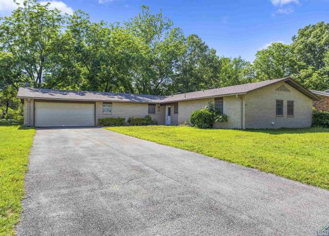 Property at 1815 Buckner Dr, Longview, TX 75604, 3 beds, 2 baths