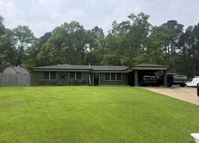 Property at 108 Biloxi St, Henderson, TX 75652, 3 beds, 2 baths