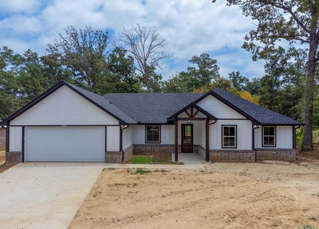 Property at 2206 N Fourth St, Longview, TX 75605, 4 beds, 2.5 baths