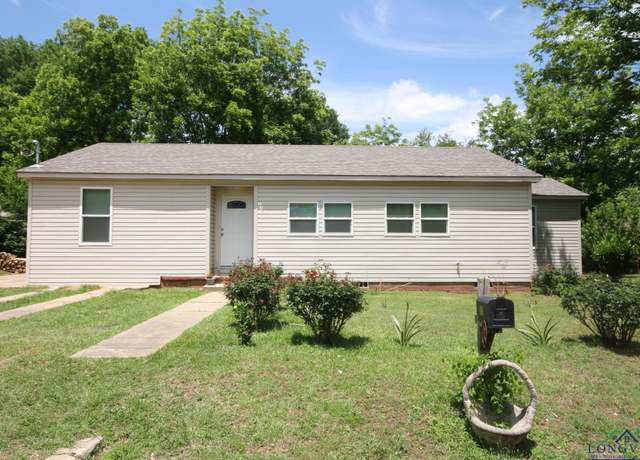 Property at 205 W Jones St, Longview, TX 75602, 3 beds, 2 baths