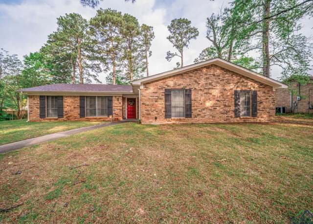 Property at 1613 Willowview St, Longview, TX 75604, 4 beds, 2 baths