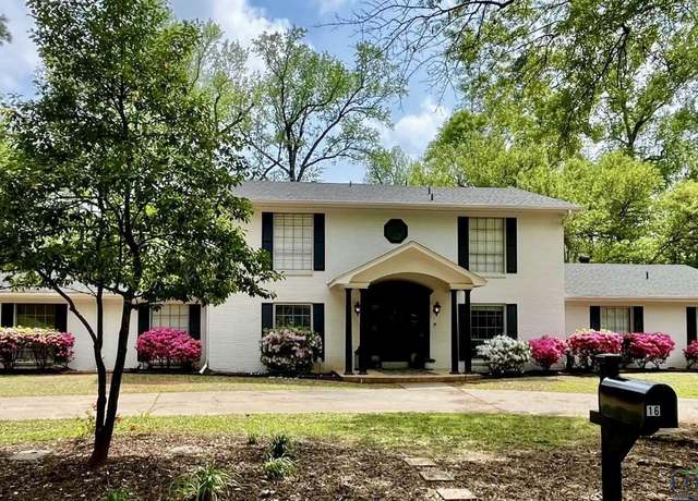 Property at 16 Pegues Pl, Longview, TX 75601, 5 beds, 4 baths