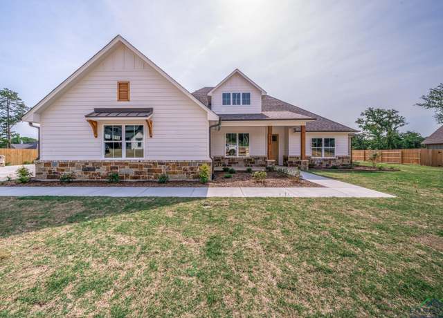 Property at 14824 Woodland Crk, Lindale, TX 75706, 4 beds, 2.5 baths
