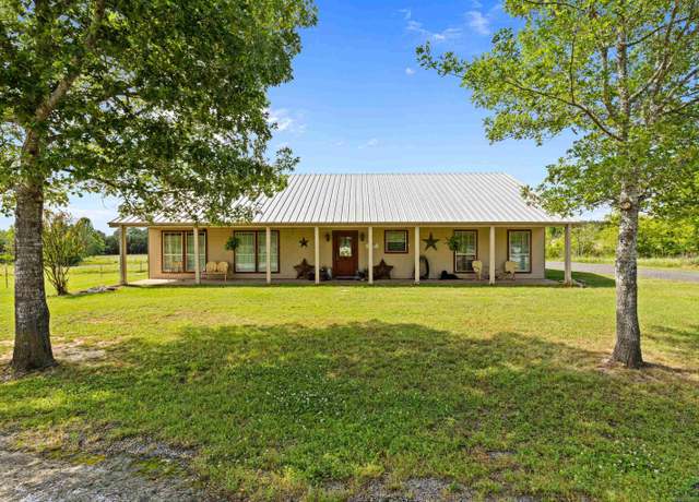 Property at 8550 New Hope Rd, Gilmer, TX 75645, 4 beds, 2 baths
