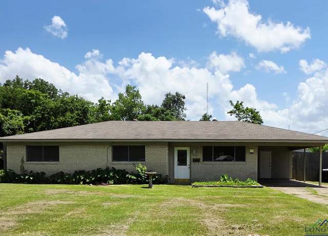 Property at 118 Vesta St, Longview, TX 75602, 3 beds, 1.5 baths
