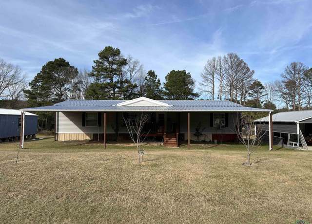 Property at 155 Berry Ln, Marshall, TX 75670, 3 beds, 2 baths