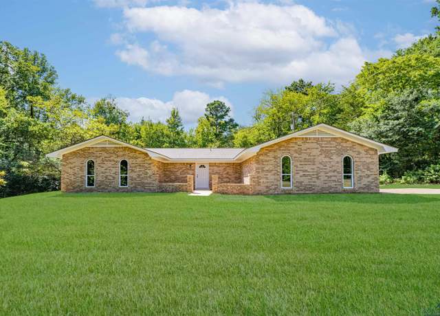 Property at 11698 Fm 1795, Hawkins, TX 75765, 3 beds, 2 baths