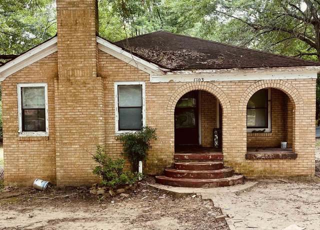 Property at 1103 Sanford, Marshall, TX 75670, 2 beds, 1 bath