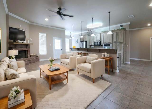 Property at 1025 Stagecoach Bnd, Bullard, TX 75757, 4 beds, 2 baths
