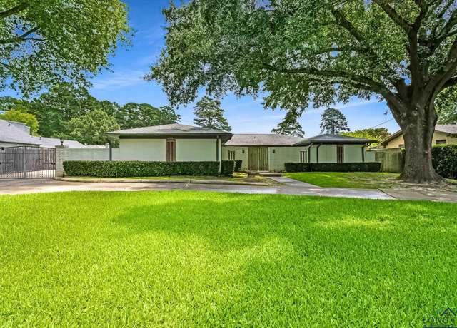 Property at 2104 Mccann Rd, Longview, TX 75601, 3 beds, 2 baths