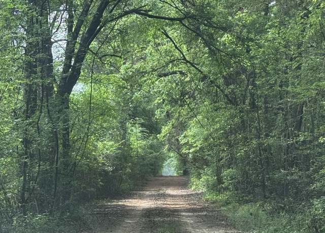 Property at 1748 Fm 1252, Kilgore, TX 75662, 3 beds, 2 baths