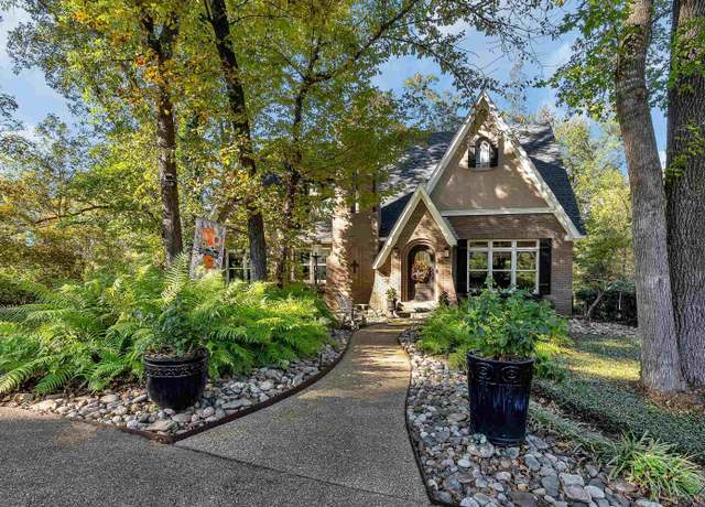 Property at 4005 Valley Rnch, Longview, TX 75602, 4 beds, 3 baths