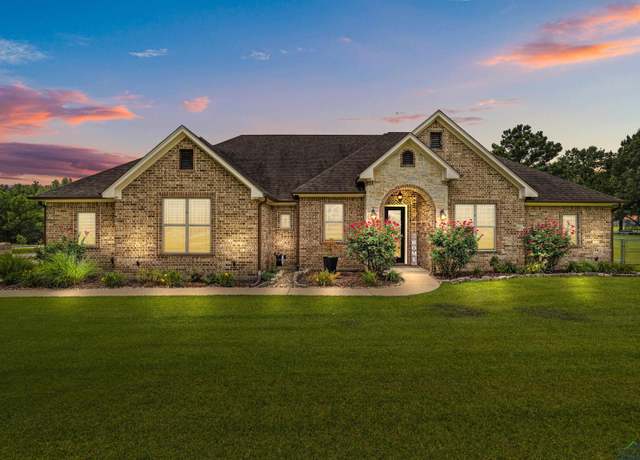 Property at 159 Jacobin Creek Dr, Gilmer, TX 75645, 4 beds, 3 baths