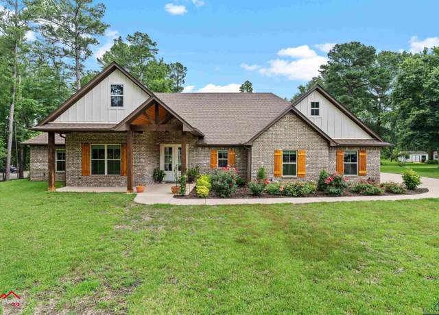 Property at 434 King Ranch Rd, Kilgore, TX 75662, 4 beds, 2.5 baths