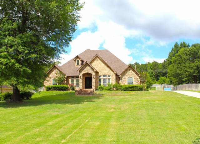 Property at 200 Oakland Dr, Longview, TX 75605, 4 beds, 4 baths