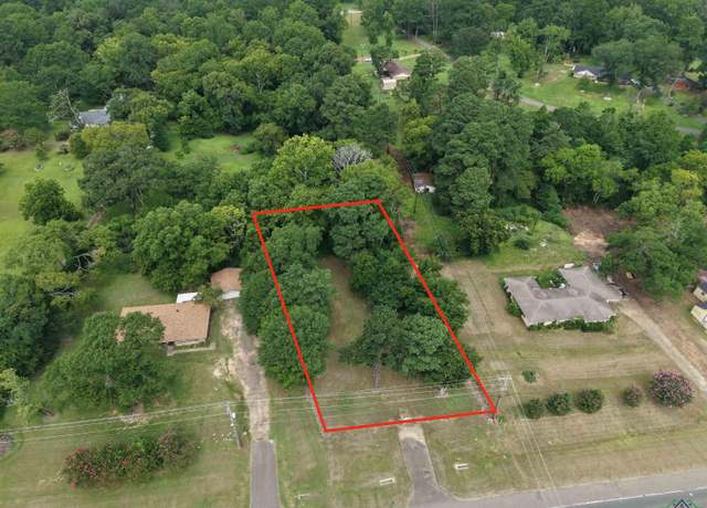 Property at 3001 N East End Blvd, Marshall, TX 75670