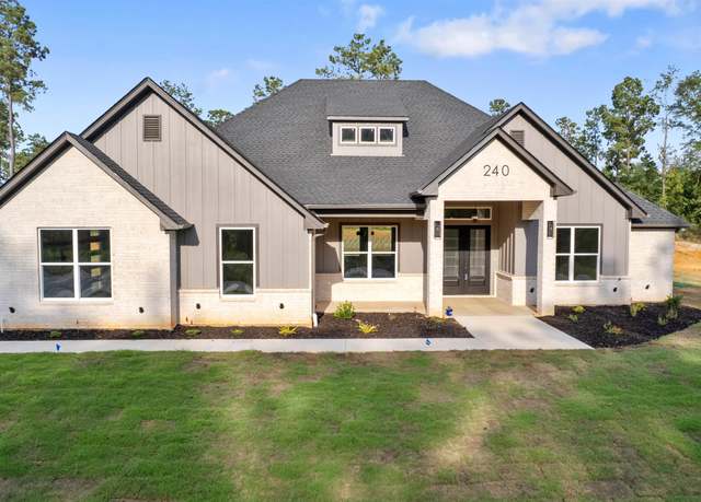 Property at 240 Cottonwood Cir, Longview, TX 75605, 4 beds, 3 baths