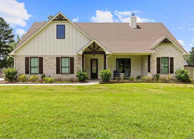 Property at 2610 Kings Rd, Marshall, TX 75672, 3 beds, 2 baths