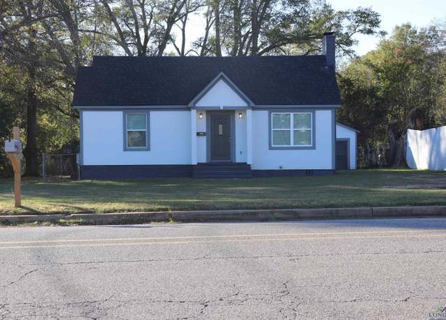 Property at 1807 S Washington Ave, Marshall, TX 75670, 3 beds, 1 bath