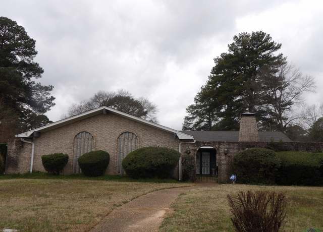 Property at 2307 Lilly St, Longview, TX 75602, 4 beds, 2 baths