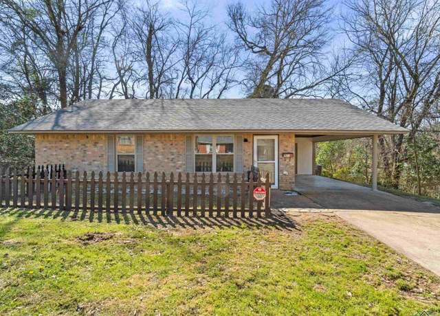 Property at 901 Skyview Dr, Gilmer, TX 75644, 2 beds, 1 bath