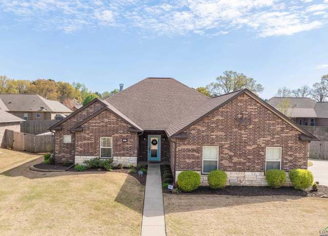 Property at 6 King Rnch, Texarkana, TX 75503, 3 beds, 2 baths