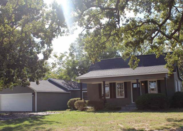 Property at 505 Hill, Tatum, TX 75691, 4 beds, 3 baths