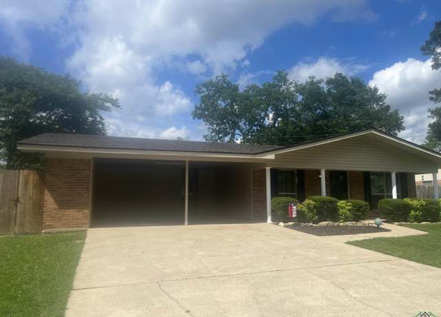 Property at 4303 Idylwild Ter, Marshall, TX 75672, 3 beds, 2 baths
