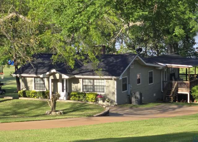 Property at 16340 S Cr 4256, Henderson, TX 75654, 4 beds, 3 baths