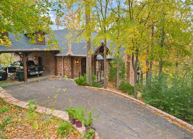 Property at 5 Montclair Cir, Longview, TX 75601, 5 beds, 3.5 baths