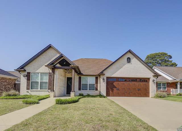 Property at 5112 Remington St, Texarkana, TX 75503, 3 beds, 2 baths