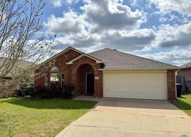 Property at 1412 Santa Cruz Dr, Longview, TX 75601, 3 beds, 2 baths