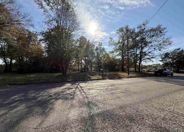 Property at 410 W Nelson St, Longview, TX 75601