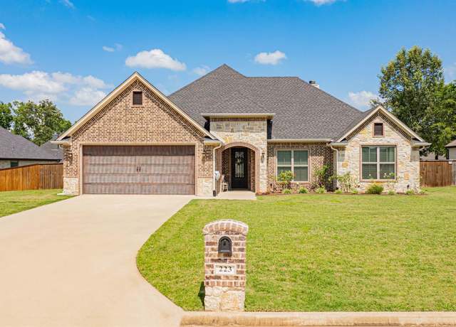 Property at 223 Saddle Brook Cir, Hallsville, TX 75650, 4 beds, 2 baths