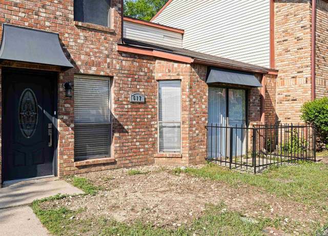 Property at 617 Baylor Dr, Longview, TX 75601, 2 beds, 2.5 baths