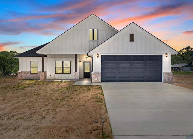 Property at 354 County Road 2204 D, Tatum, TX 75691, 4 beds, 2 baths