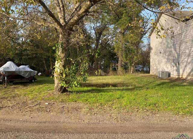 Property at 803 W Walnut St, Longview, TX 75601