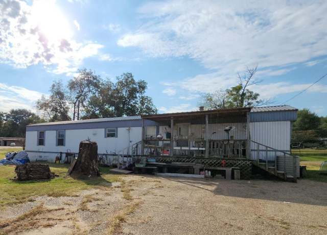 Property at 8209 W Sh 154, Gilmer, TX 75644, 2 beds, 2 baths