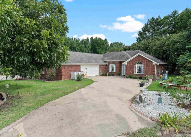 Property at 1902 Miria Ct, Longview, TX 75601, 3 beds, 2 baths