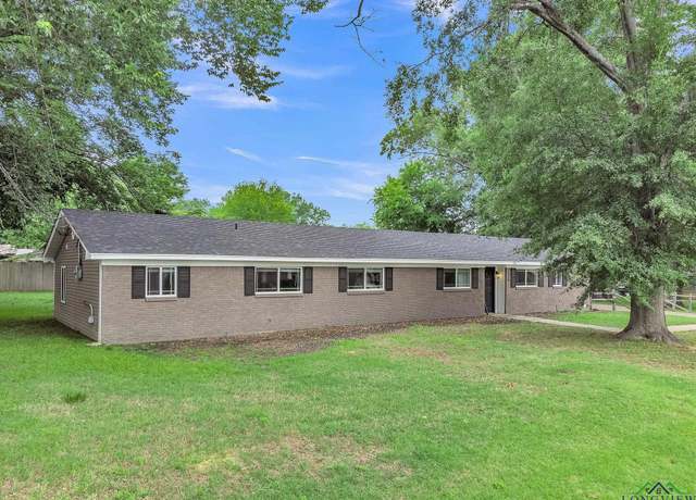 Property at 313 Walters St, Longview, TX 75603, 4 beds, 2 baths
