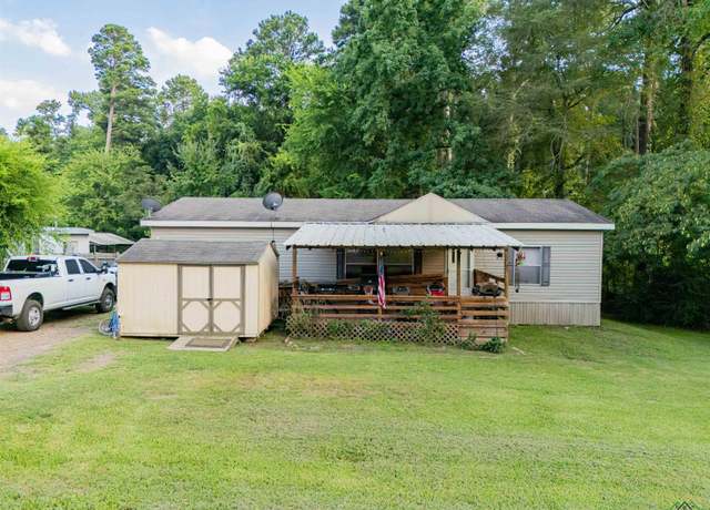 Property at 118 Milton Ln, Longview, TX 75602, 3 beds, 2 baths