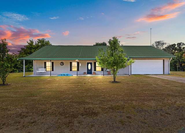Property at 423 County Road 4306, Naples, TX 75568, 3 beds, 2.5 baths