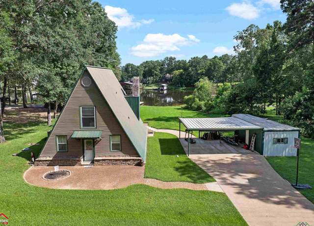 Property at 305 Dolores Dr, Marshall, TX 75672, 4 beds, 2 baths