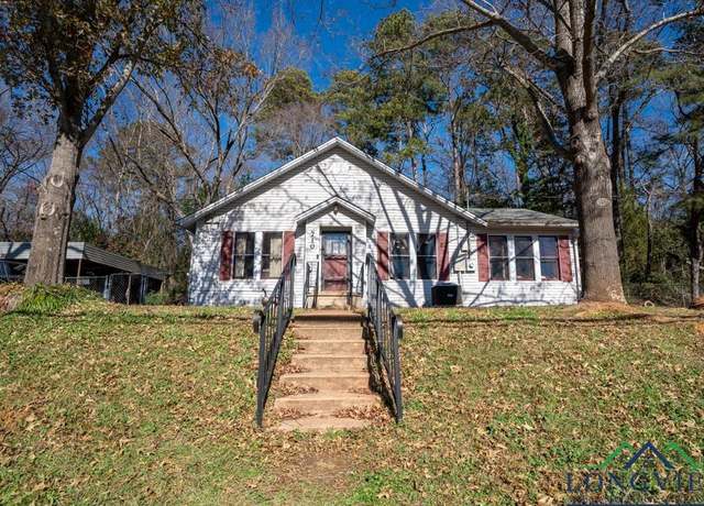 Property at 710 W First St, Hughes Springs, TX 75656, 3 beds, 1 bath
