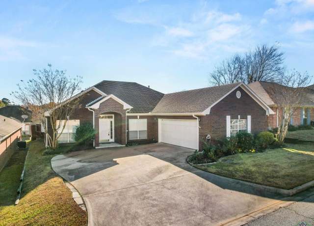 Property at 23 Friendswood Dr, Longview, TX 75605, 3 beds, 2 baths