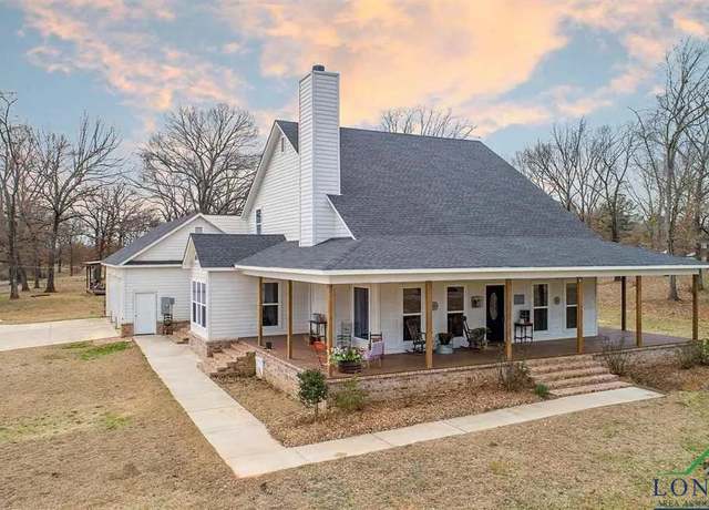 Property at 4821 Private Rd. 3552, Longview, TX 75605, 4 beds, 3 baths