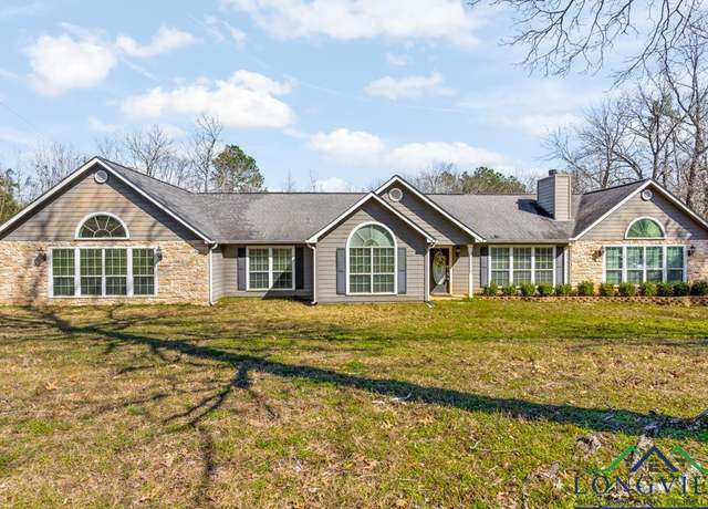 Property at 2495 Cr 1060, Center, TX 75935, 4 beds, 3 baths