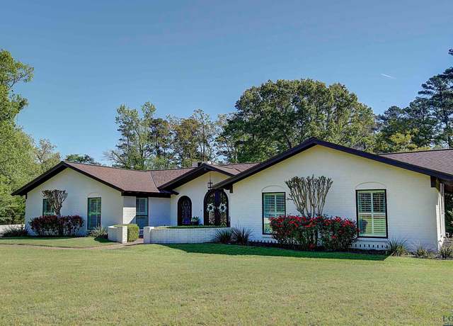 Property at 986 Texas Highway 77 W, Atlanta, TX 75551, 4 beds, 2.5 baths