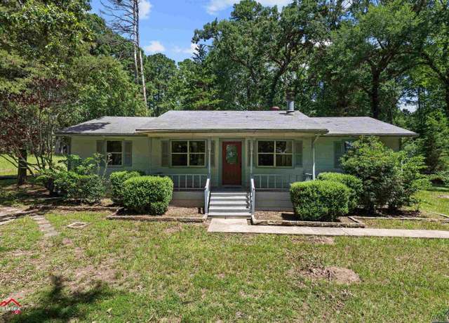 Property at 508 W Country Club Rd, Hallsville, TX 75605, 3 beds, 2 baths